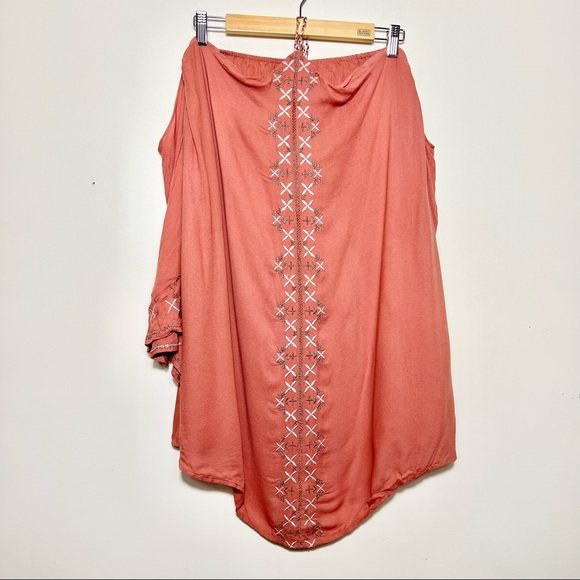 TJD The Jetset Diaries Embroidered Desert Rose Mini Dress in Salmon - Picture 2 of 10